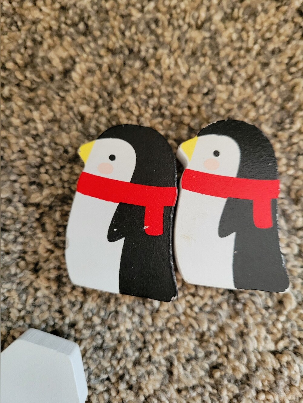 Balancing penguins - Picture 4 of 4